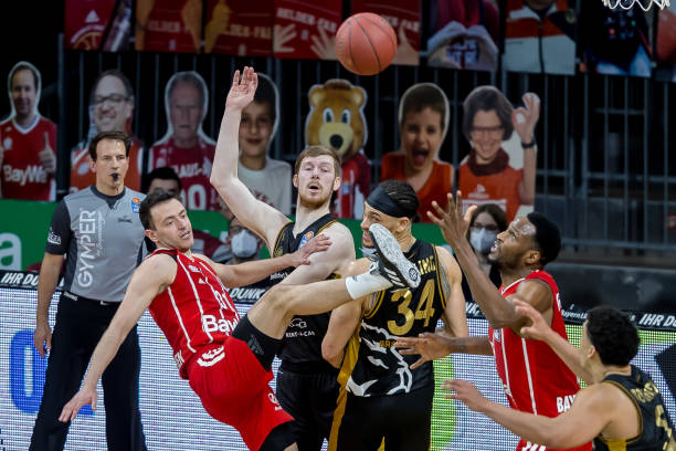 与旧日组织 与旧日组织